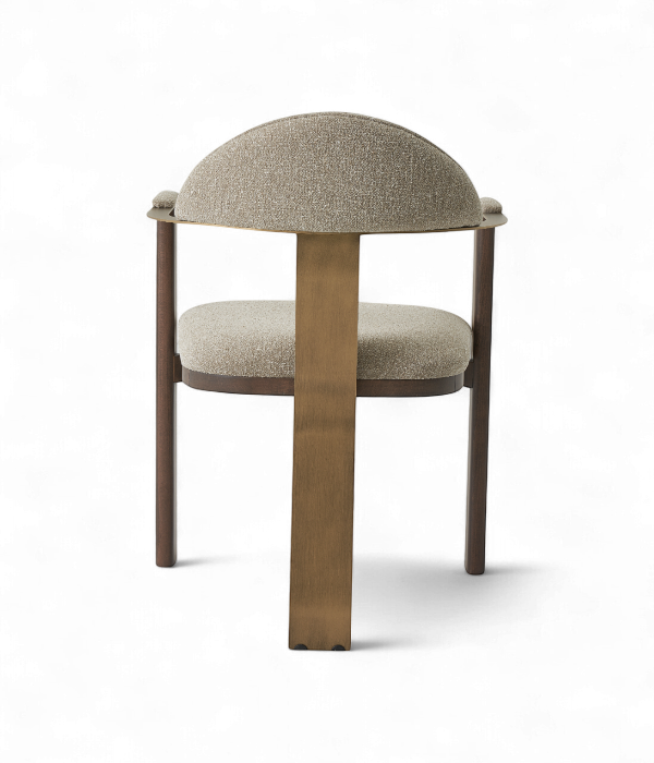 chaise de restaurant lion vue arrière