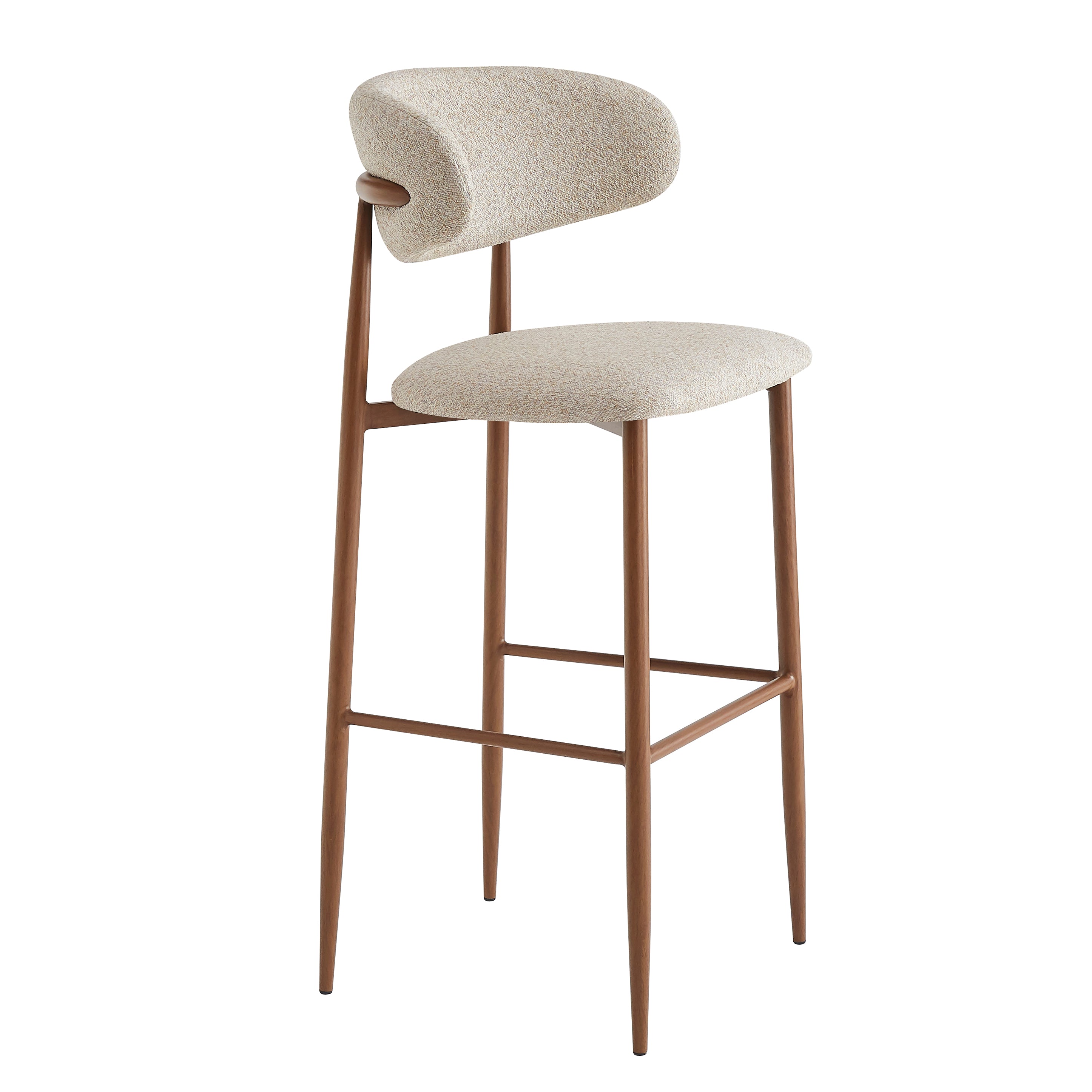 Tabouret de bar professionnel CLYDE, assise rembourrée en tissu greige et pieds fins en métal finition bois, style scandinave sur fond blanc.