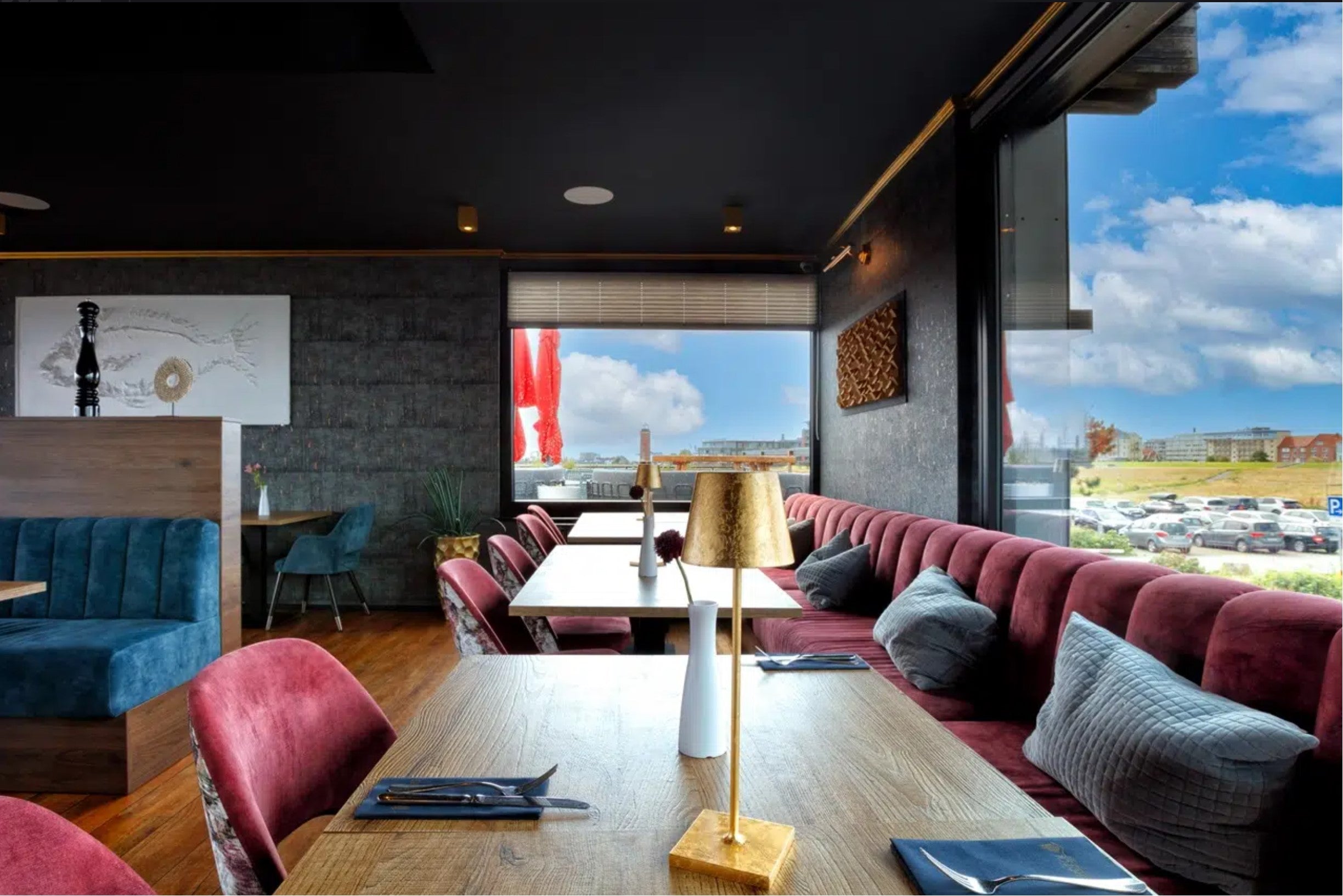 Banquette Buttferfly professionnelle pour restaurant avec revêtement sur mesure