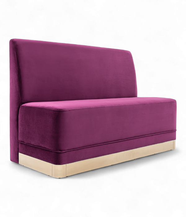 Mobilier de restauration sur-mesure, assise haute densité en velours avec base laiton.