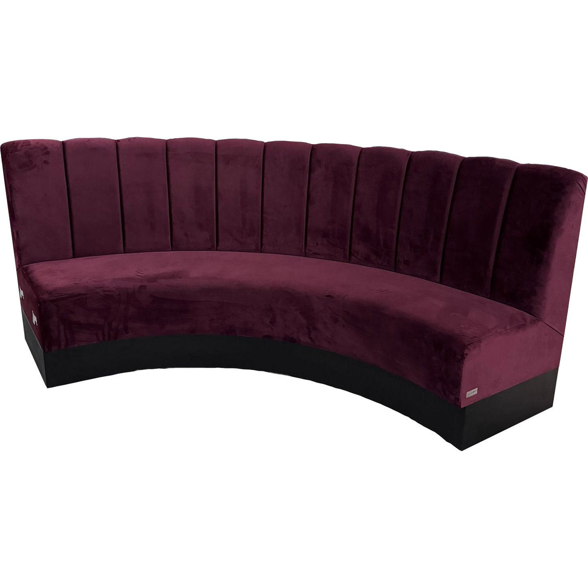 banquette ronde Butterfly en velours bordeaux avec dossier haut, idéale pour restaurants, bars et espaces lounge haut de gamme.
