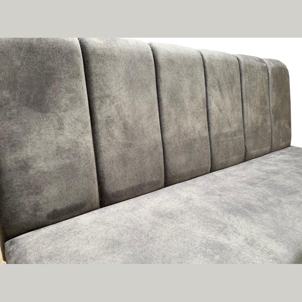 banquette haute restaurants, hotels, CHR.
avec repose pieds en acier inoxydable tissus velours gris