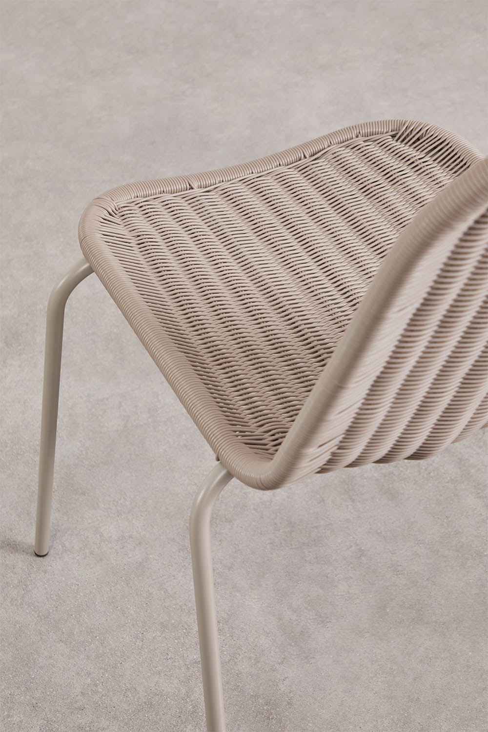 chaise de jardin empilable reiven en osier 