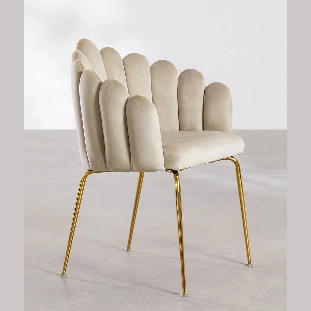 chaise markina pour restaurant en velours crème vue de profil gauche
