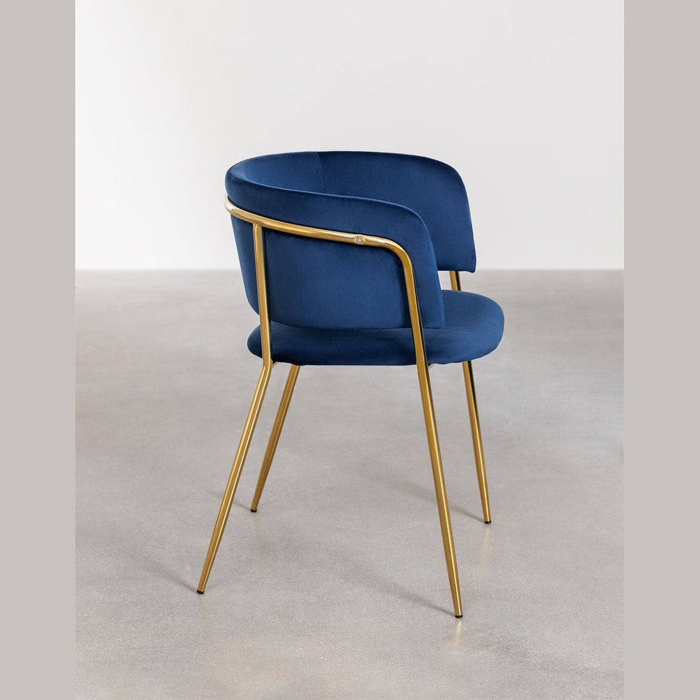 chaise de chr bleu vue de profil 