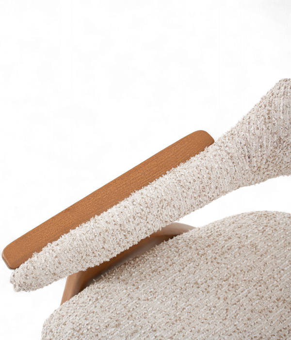 chaise pour restaurants, cafés et bars. Vue de l'accoudoir