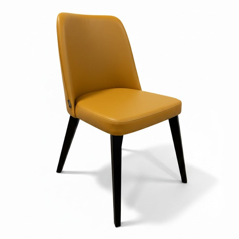 chaise exen pour restaurant chr coloris moutarde 
