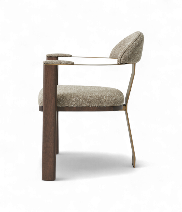 chaise de restaurant lion vue de profil 