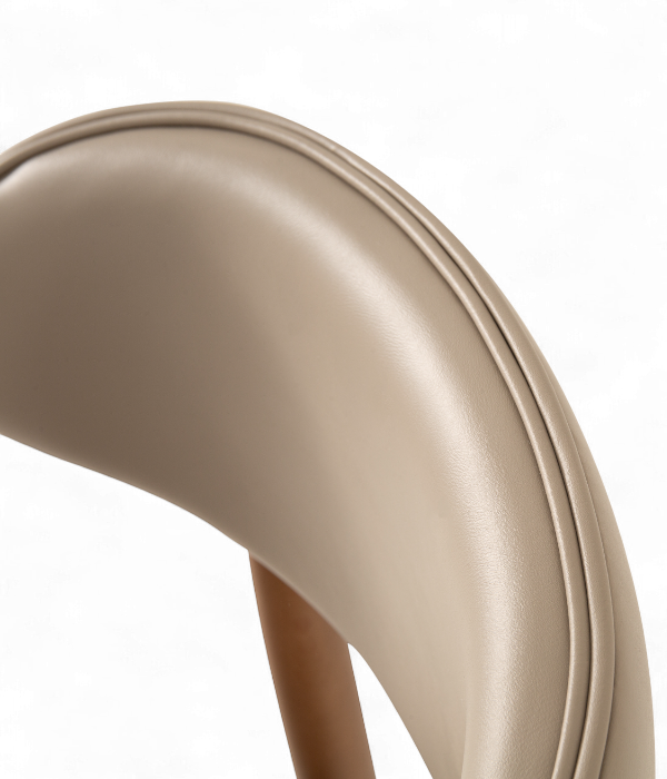 chaise de restaurant malaga vue du dossier 