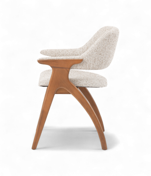 chaise pour restaurants, cafés et bars. Vue de profil 