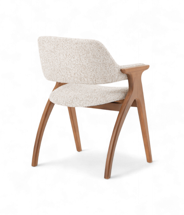 chaise strong idéalement conçu pour restaurant et CHR VUE DU DOSSIER 