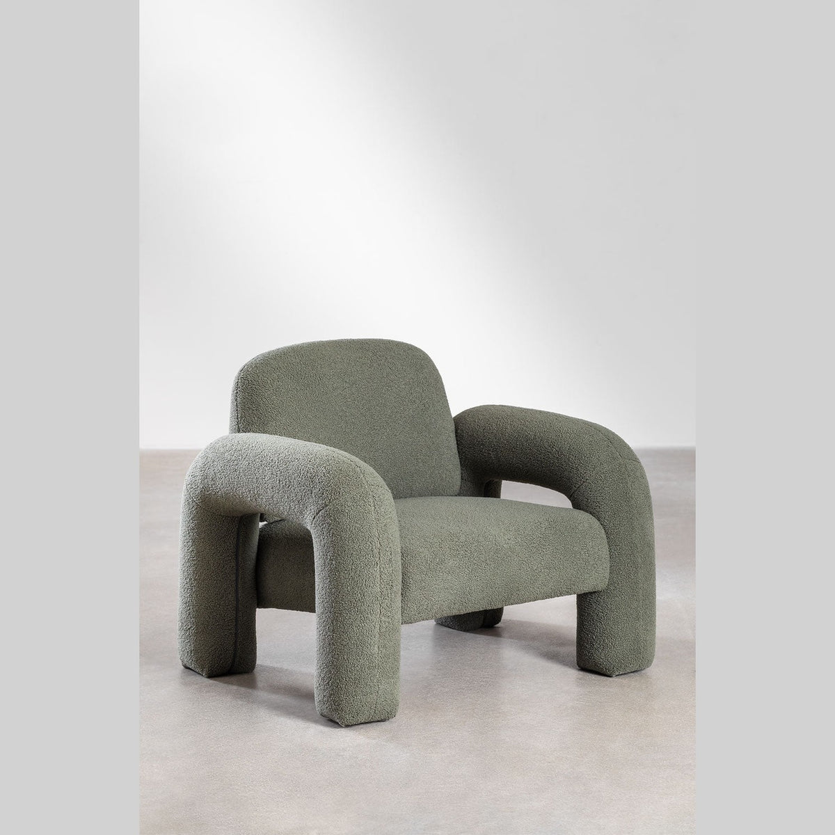 Fauteuil Alma en Tissu Bouclé