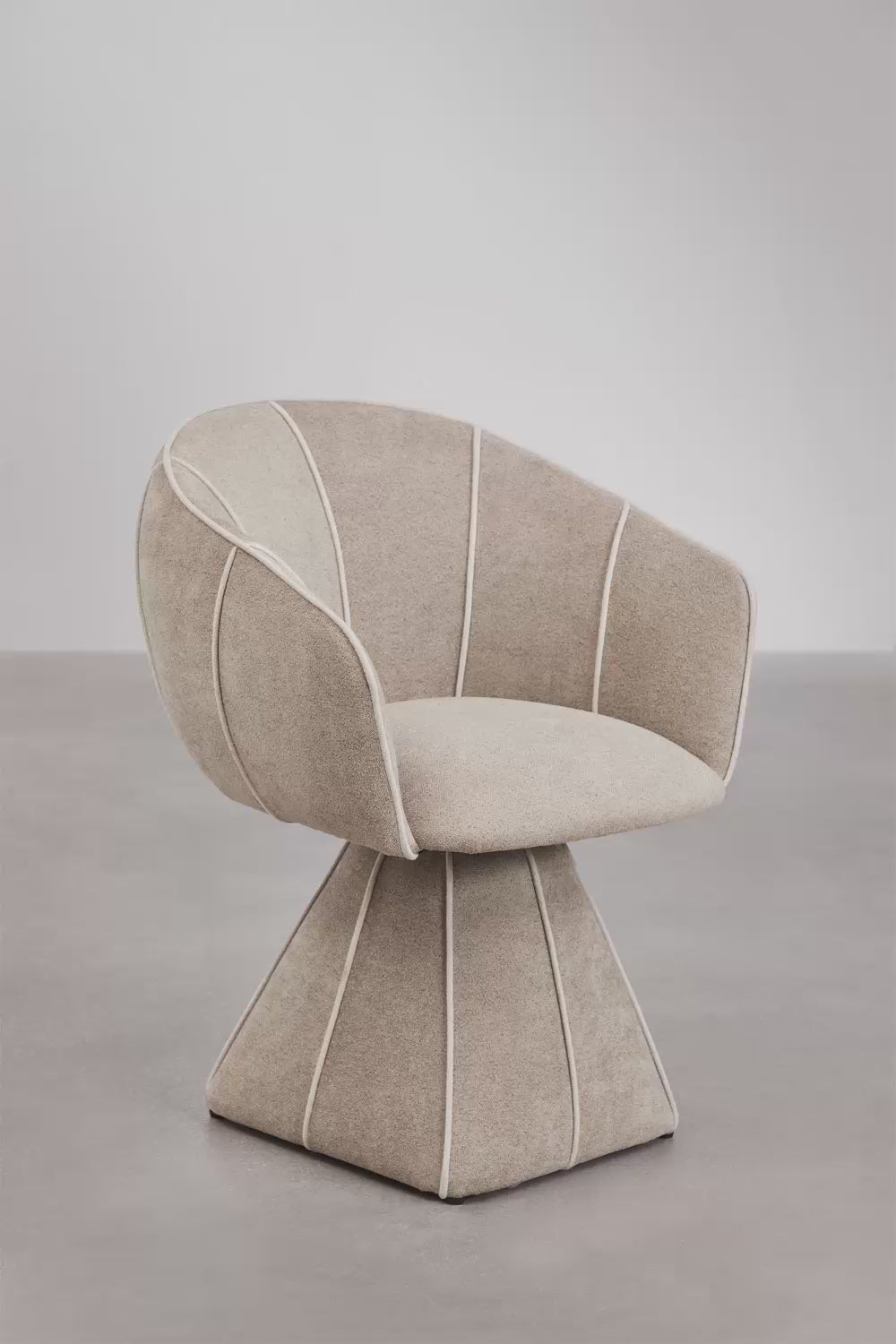 vidéo de la chaise tallin pivotante en tissus chiné