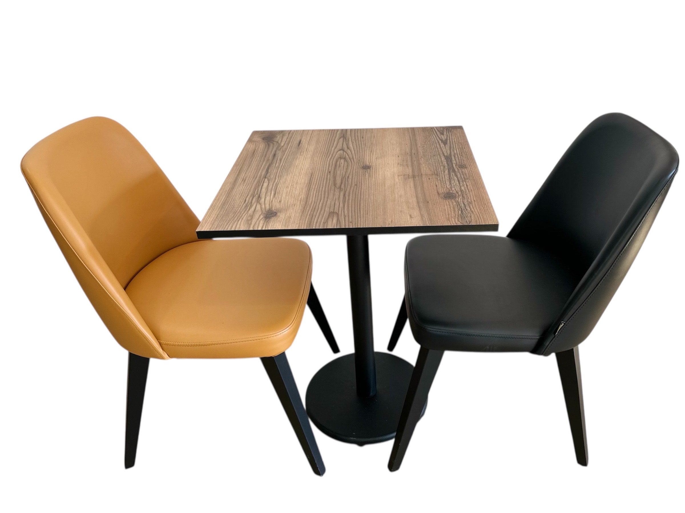 Table de restaurant carrée 59x59 cm Lidya vue en situation avec chaises 